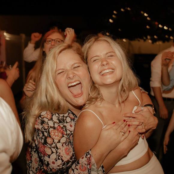 Meet your Posher, Rachel - Picture 1 of 1